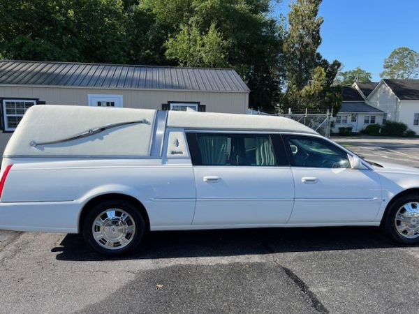 CADILLAC HEARSE - Image 2